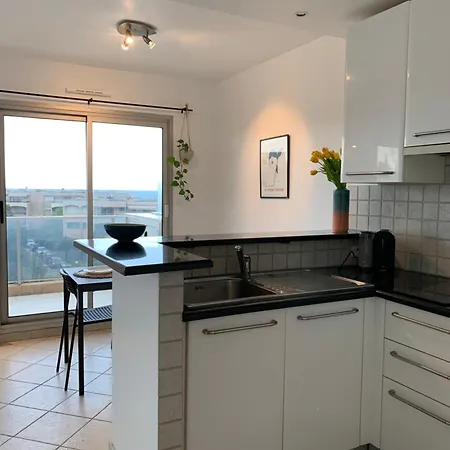 Moderne Vue Mer Terrasse Apartment *